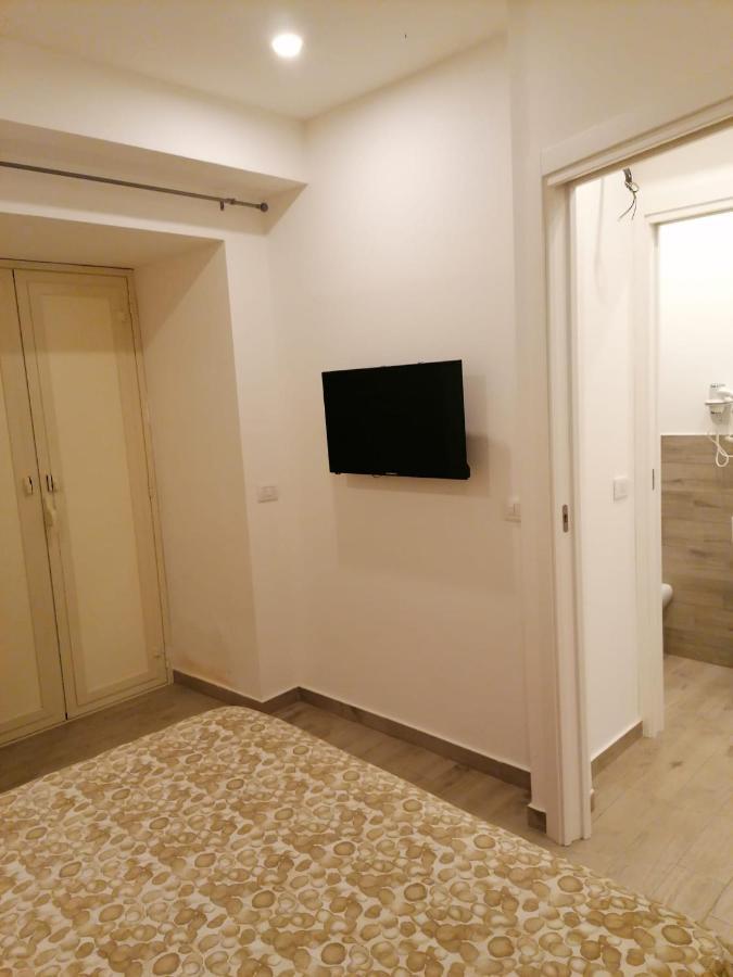 Home Dante Катания Экстерьер фото